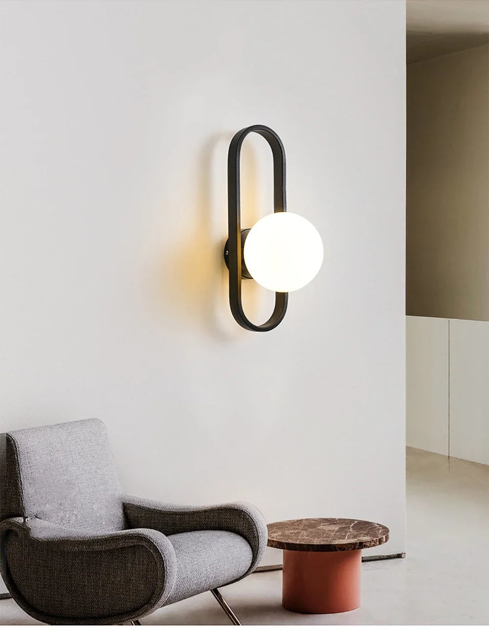 Luxury LED Wall Lamp – Frosted Glass Black or Gold