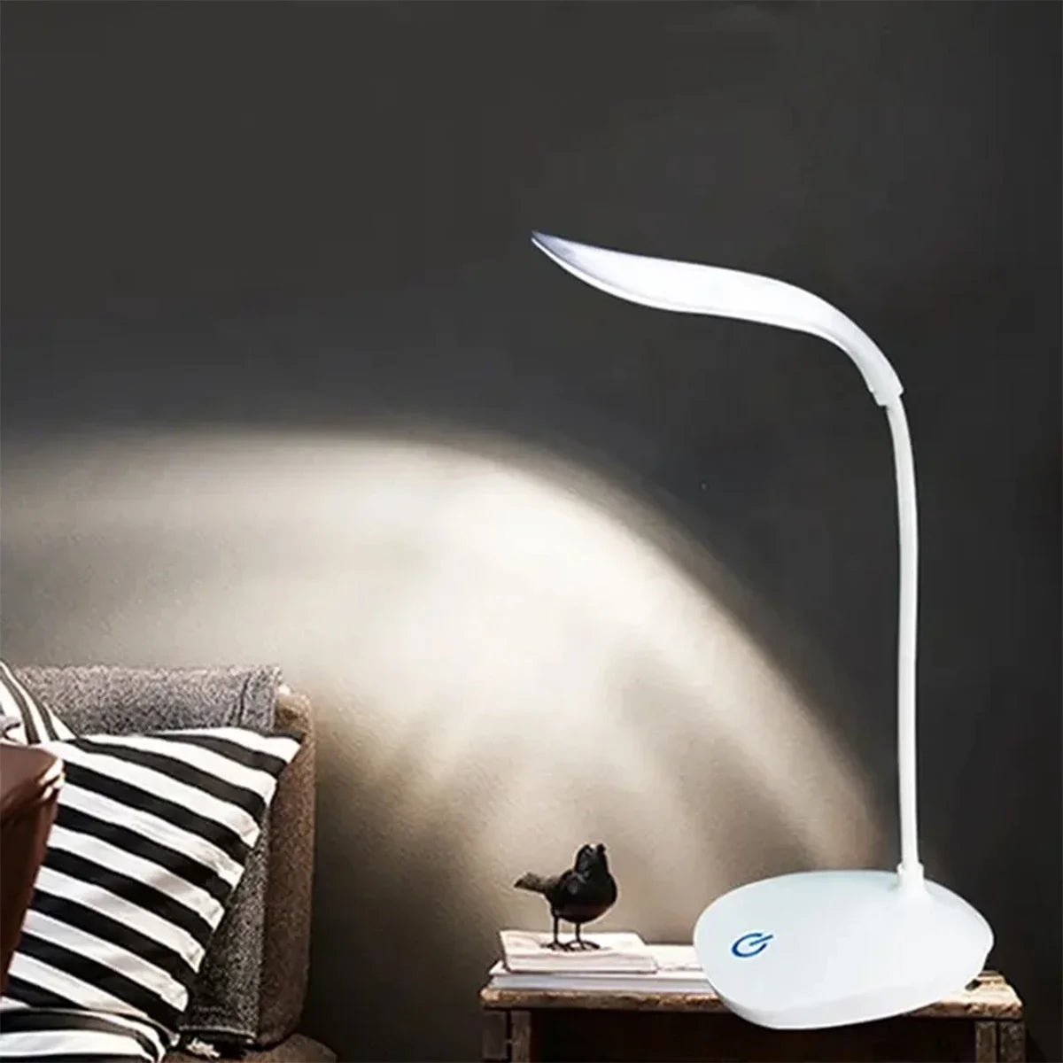 Flexible LED Reading Desk Lamp – USB Rechargeable 3-Level Touch