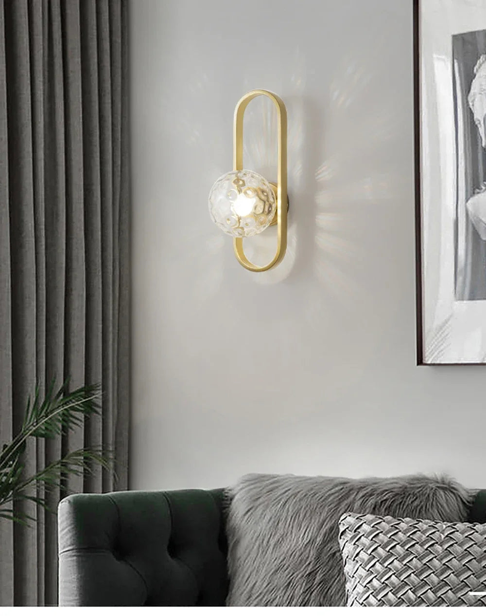 Luxury LED Wall Lamp – Frosted Glass Black or Gold