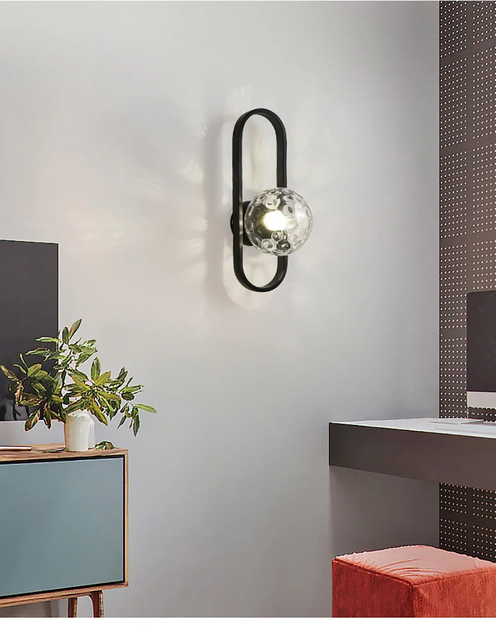 Luxury LED Wall Lamp – Frosted Glass Black or Gold