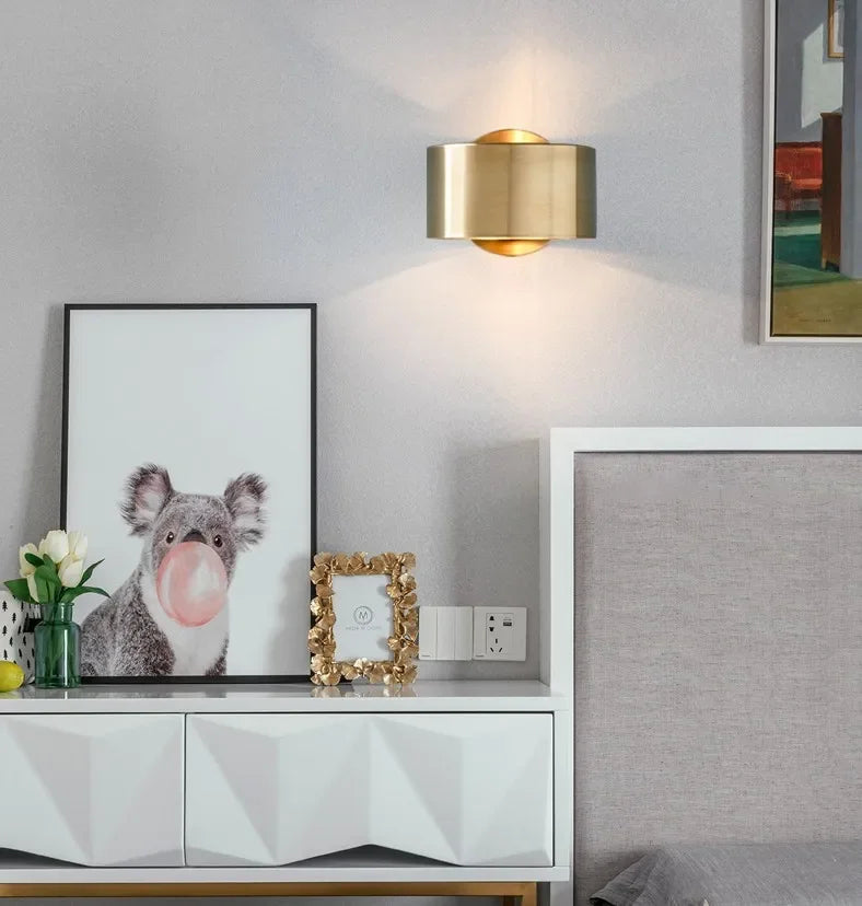 Nordic Gold LED Wall Lamp – E27 Warm White