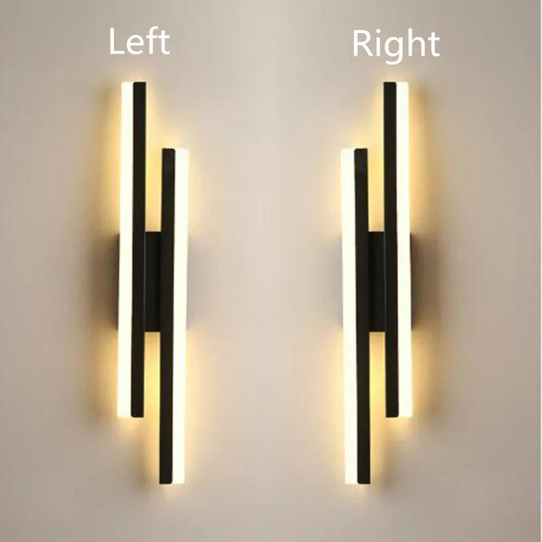 Dimmable 3-Colour LED Wall Lamp – Black or Gold